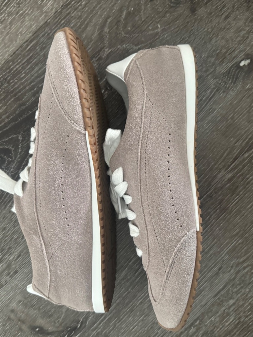 Alo Sunset Sneaker 9 - Picture 8 of 8